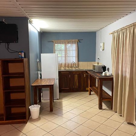 Kololo Guesthouse Katima Mulilo Bagian luar foto