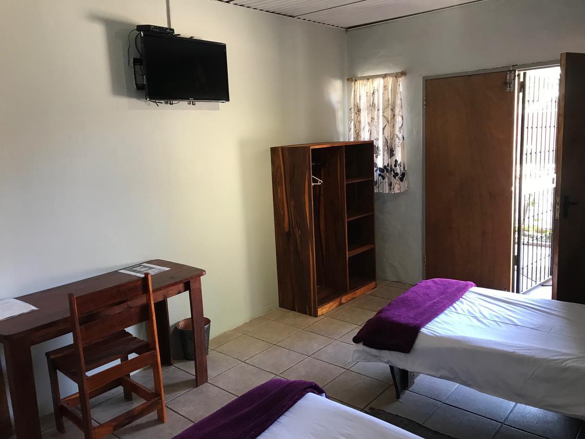 Kololo Guesthouse Katima Mulilo Bagian luar foto