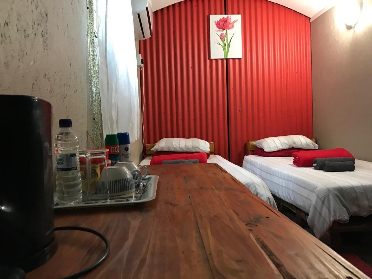 Kololo Guesthouse Katima Mulilo Bagian luar foto